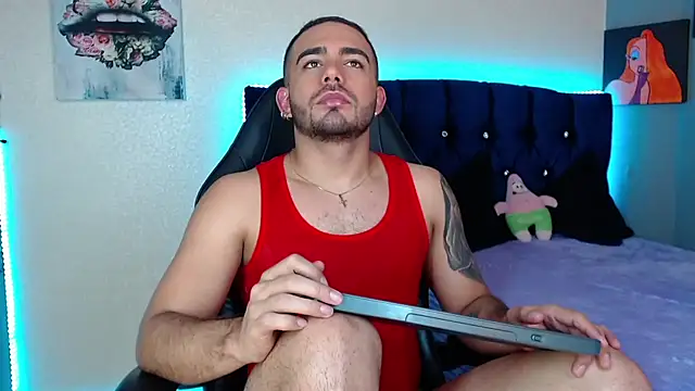 Snapshot of adamhairy chatting on April 21, 2026, 7:20 pm adamhairy online show from April 21, 2026, 7:20 pm