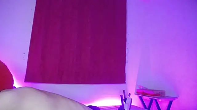 lucky stricke online show from November 29, 2025, 6:46 am