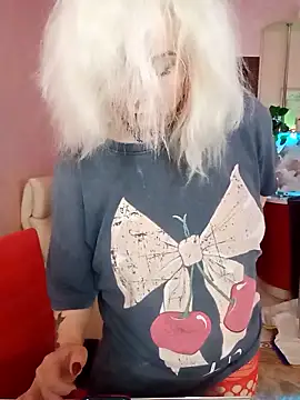 SquirtMilf00 online show from February 14, 2026, 4:02 am