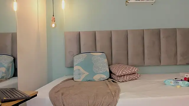 Snapshot of genesis4u chatting on February 20, 2026, 12:07 pm genesis4u online show from February 20, 2026, 12:07 pm