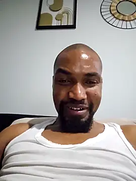 Snapshot of mojaymort chatting on October 9, 2025, 7:36 pm mojaymort online show from October 9, 2025, 7:36 pm