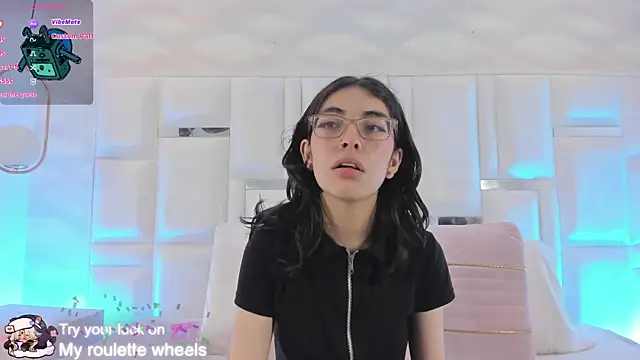 Im Molly Angel online show from February 19, 2026, 8:50 pm