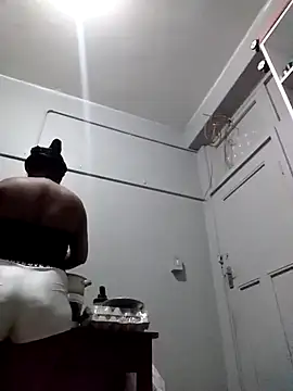 Snapshot of AcetousAbb chatting on October 31, 2025, 6:04 pm AcetousAbb online show from October 31, 2025, 6:04 pm