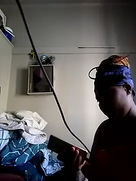 Snapshot of AcetousAbb chatting on February 5, 2026, 8:21 am AcetousAbb online show from February 5, 2026, 8:21 am