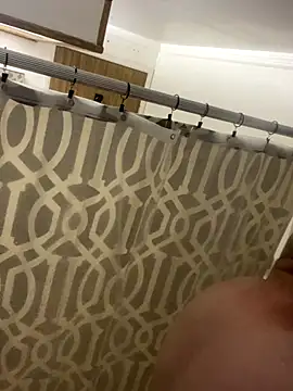 Snapshot of GingerSnap4444 chatting on October 22, 2025, 4:34 am GingerSnap4444 online show from October 22, 2025, 4:34 am