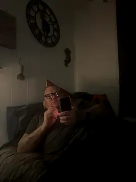 Snapshot of GingerSnap4444 chatting on November 11, 2025, 8:53 am GingerSnap4444 online show from November 11, 2025, 8:53 am