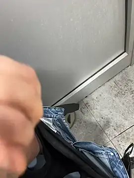 KAZANOVAA online show from March 28, 2026, 1:34 pm