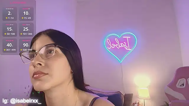 Snapshot of IsabelCortes chatting on May 6, 2026, 10:03 pm IsabelCortes online show from May 6, 2026, 10:03 pm