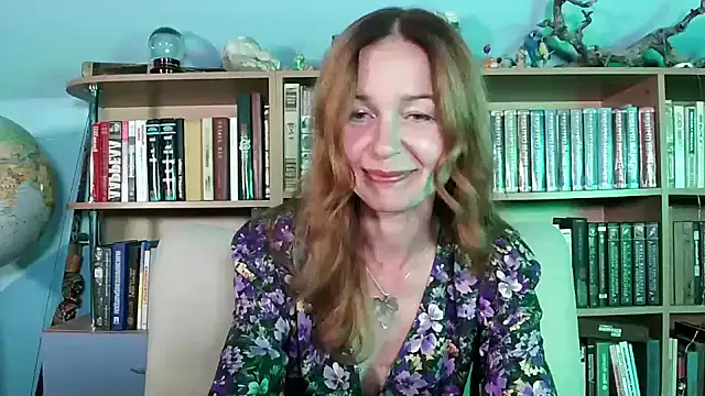 Snapshot of Foxilady357 chatting on September 21, 2025, 2:44 pm Foxilady357 online show from September 21, 2025, 2:44 pm