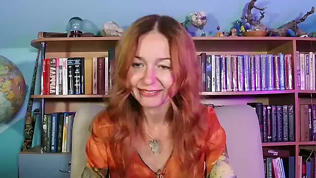 Snapshot of Foxilady357 chatting on September 28, 2025, 2:13 pm Foxilady357 online show from September 28, 2025, 2:13 pm