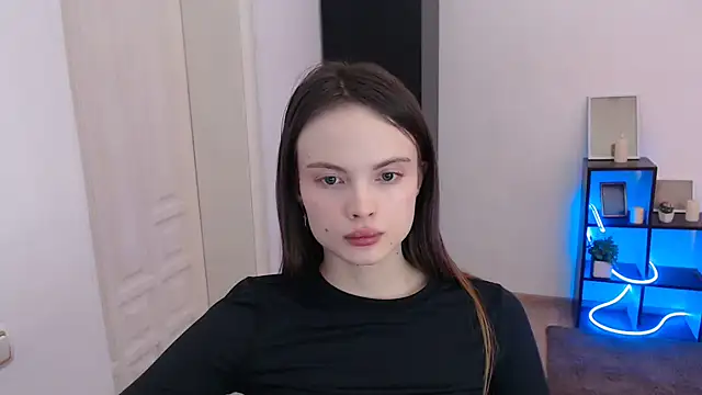 Snapshot of Ariella_ari chatting on December 16, 2025, 2:10 pm Ariella ari online show from December 16, 2025, 2:10 pm