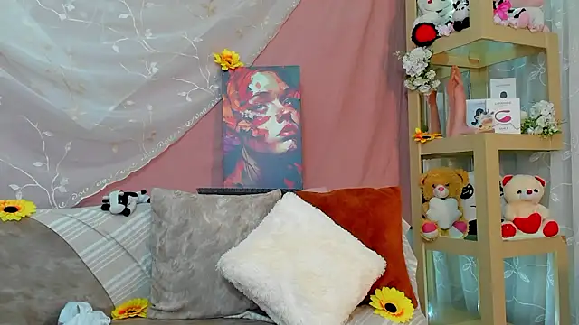 LoganTwink18 online show from March 9, 2026, 10:19 am