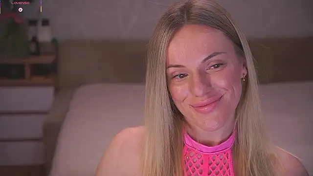 Vanille Mystery online show from March 14, 2026, 1:11 am