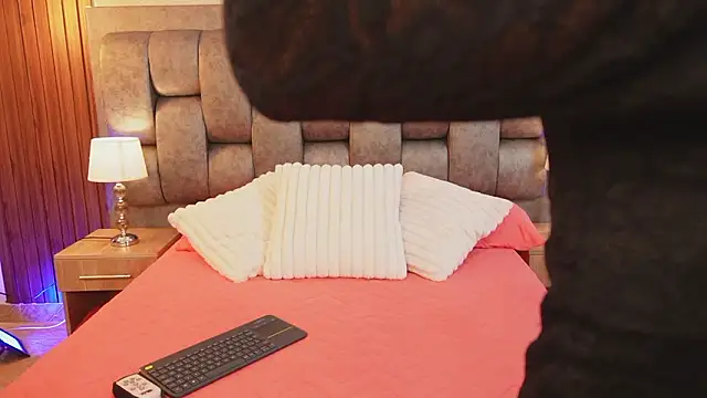 Snapshot of More_Hott chatting on January 17, 2026, 6:55 pm More Hott online show from January 17, 2026, 6:55 pm