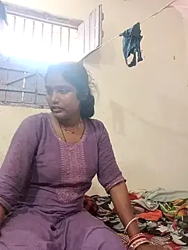 Guriya0076 online show from May 16, 2026, 12:09 am