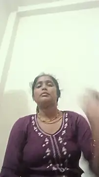 Guriya0076 online show from June 4, 2026, 1:16 pm