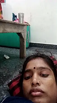 Snapshot of Guriya0076 chatting on September 22, 2025, 6:19 am Guriya0076 online show from September 22, 2025, 6:19 am