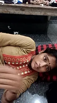 Snapshot of Guriya0076 chatting on September 22, 2025, 6:25 pm Guriya0076 online show from September 22, 2025, 6:25 pm