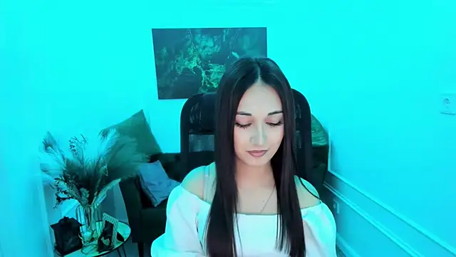 Snapshot of ElviraWesdety chatting on March 13, 2026, 4:28 am ElviraWesdety online show from March 13, 2026, 4:28 am