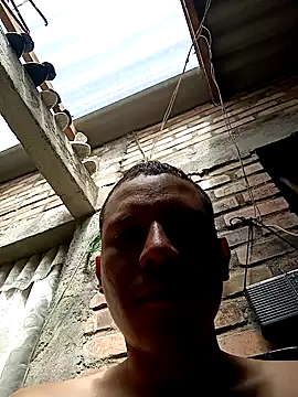 Snapshot of GaaraDiaz chatting on October 31, 2025, 3:08 pm GaaraDiaz online show from October 31, 2025, 3:08 pm