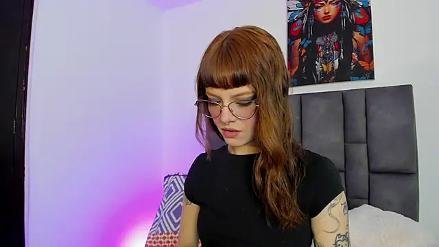 Snapshot of abby_jones2 chatting on October 25, 2025, 4:22 am abby jones2 online show from October 25, 2025, 4:22 am