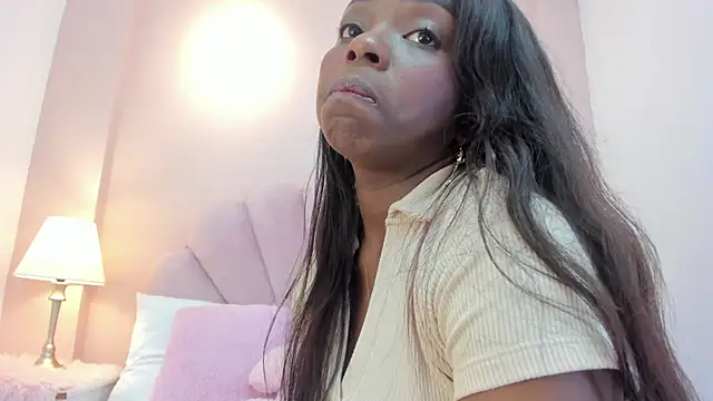 Melanyy Ebonny online show from November 14, 2025, 3:54 am