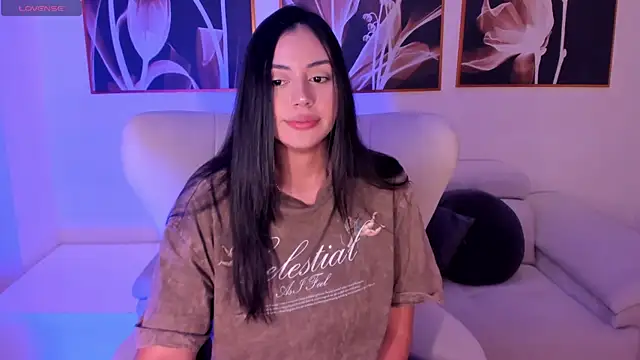 AmbarJames  online show from February 27, 2026, 12:16 pm