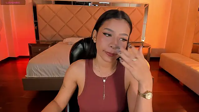 Snapshot of SophieHouston_ chatting on March 4, 2026, 1:57 am SophieHouston online show from March 4, 2026, 1:57 am