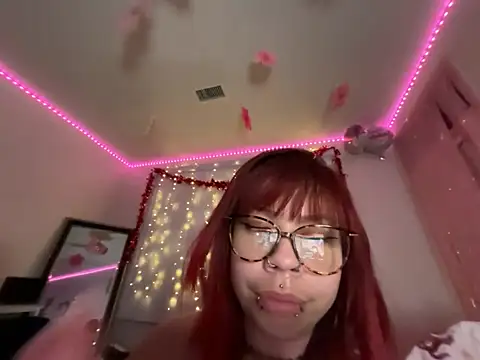 Snapshot of moan4mona chatting on March 26, 2026, 4:22 am moan4mona online show from March 26, 2026, 4:22 am
