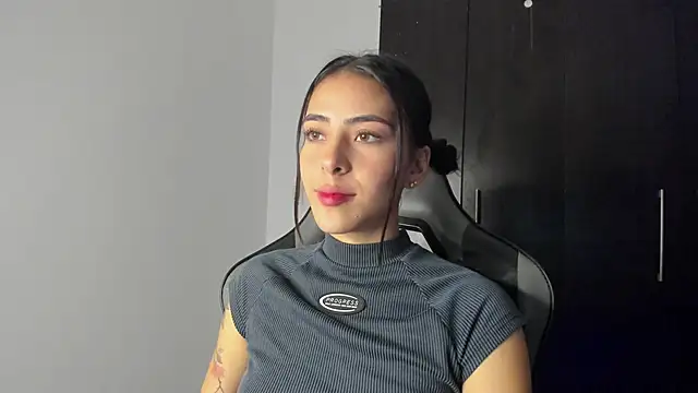 Snapshot of ValkaGrecco chatting on September 16, 2025, 2:56 am ValkaGrecco online show from September 16, 2025, 2:56 am