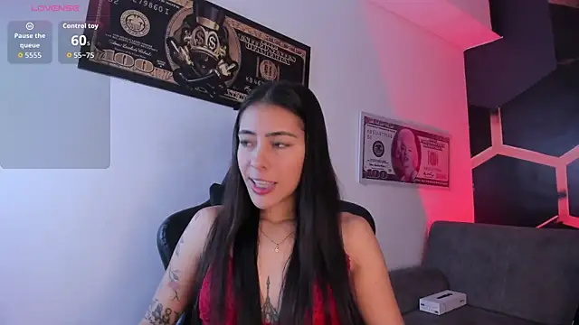 Snapshot of ValkaGrecco chatting on September 21, 2025, 3:22 am ValkaGrecco online show from September 21, 2025, 3:22 am