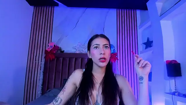 Snapshot of ValkaGrecco chatting on December 18, 2025, 3:00 am ValkaGrecco online show from December 18, 2025, 3:00 am