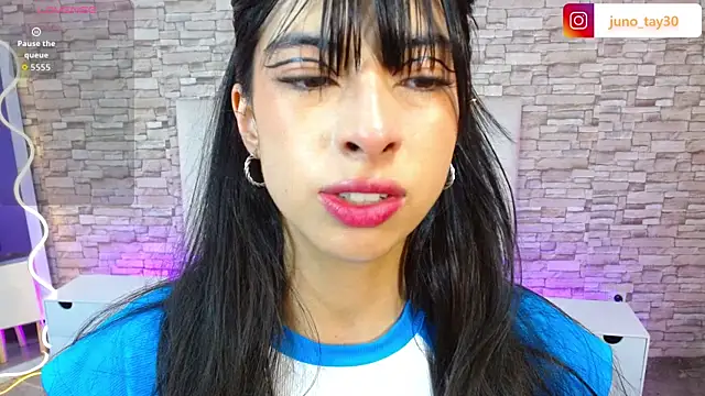 juno tay online show from November 1, 2025, 11:48 am