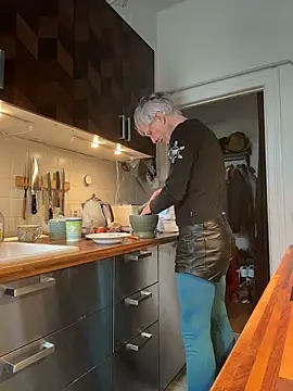 Snapshot of SexyLeon8 chatting on February 9, 2026, 8:45 am SexyLeon8 online show from February 9, 2026, 8:45 am