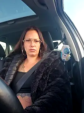 Snapshot of littleladyshelly chatting on November 17, 2025, 9:24 am littleladyshelly online show from November 17, 2025, 9:24 am