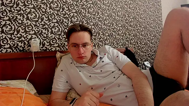romiosabrino online show from April 30, 2026, 11:50 am