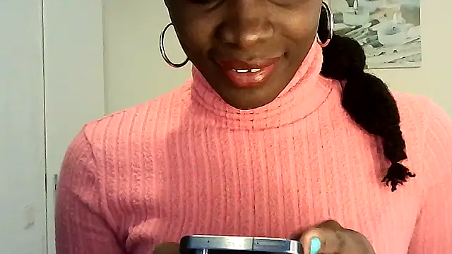 Snapshot of Chatdoll2 chatting on December 5, 2025, 2:04 pm Chatdoll2 online show from December 5, 2025, 2:04 pm