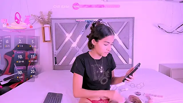 Snapshot of Akira_Hime chatting on September 9, 2025, 4:11 am Akira Hime online show from September 9, 2025, 4:11 am