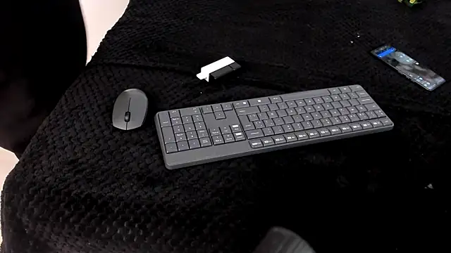 Snapshot of Ashkoreh chatting on October 8, 2025, 9:26 pm Ashkoreh online show from October 8, 2025, 9:26 pm