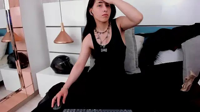 Snapshot of Ashkoreh chatting on March 31, 2026, 8:11 pm Ashkoreh online show from March 31, 2026, 8:11 pm