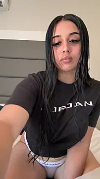 LilMisIndianx online show from February 19, 2026, 10:23 am