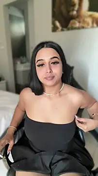 LilMisIndianx online show from May 23, 2026, 12:59 pm