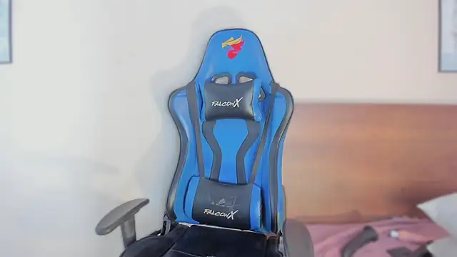 Snapshot of Niicol_Jenner chatting on February 15, 2026, 7:51 am Niicol Jenner online show from February 15, 2026, 7:51 am