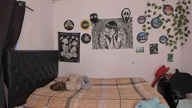 Snapshot of chloe_kisses chatting on September 30, 2025, 11:38 am chloe kisses online show from September 30, 2025, 11:38 am