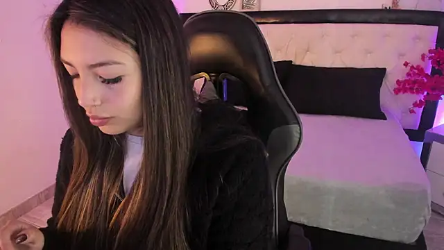 Snapshot of Adaara_Rey chatting on January 15, 2026, 5:16 pm Adaara Rey online show from January 15, 2026, 5:16 pm