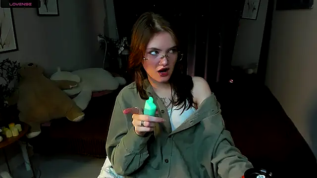 Dilara xBaby online show from November 4, 2025, 2:21 pm