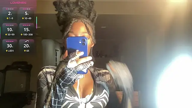 Snapshot of maskedgirl5005 chatting on October 3, 2025, 8:21 pm maskedgirl5005 online show from October 3, 2025, 8:21 pm