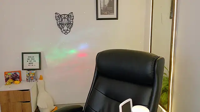 Elian savoy online show from December 13, 2025, 11:33 pm