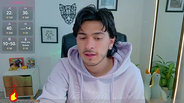 Snapshot of Elian_savoy chatting on December 18, 2025, 1:04 pm Elian savoy online show from December 18, 2025, 1:04 pm