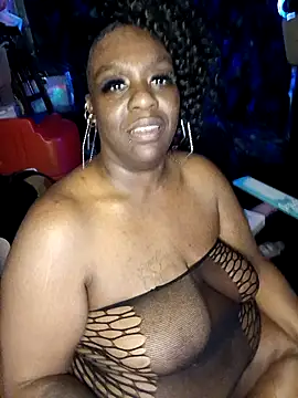 Thickkemzz41 online show from February 27, 2026, 2:56 am